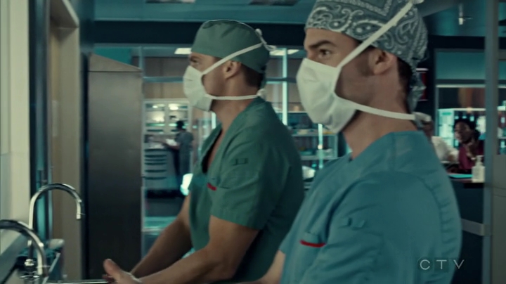 VampireDiariesWorld_dot_nl-SavingHope3x13-1507.jpg