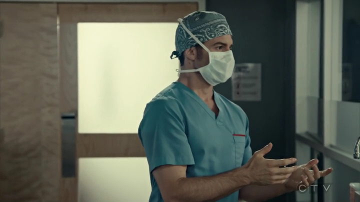 VampireDiariesWorld_dot_nl-SavingHope3x13-1522.jpg