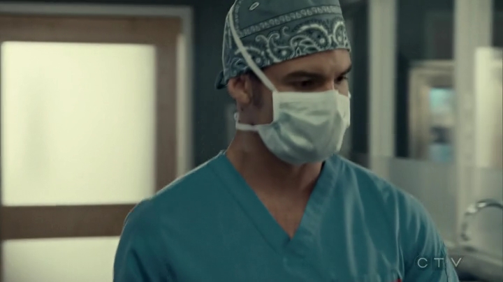 VampireDiariesWorld_dot_nl-SavingHope3x13-1524.jpg