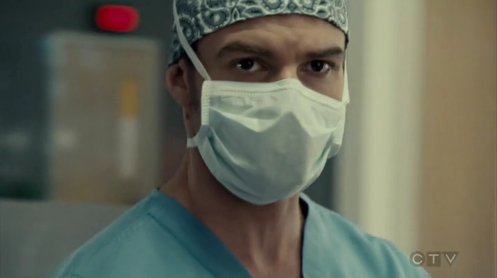 VampireDiariesWorld_dot_nl-SavingHope3x13-1525.jpg