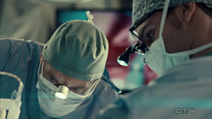 VampireDiariesWorld_dot_nl-SavingHope3x13-1778.jpg