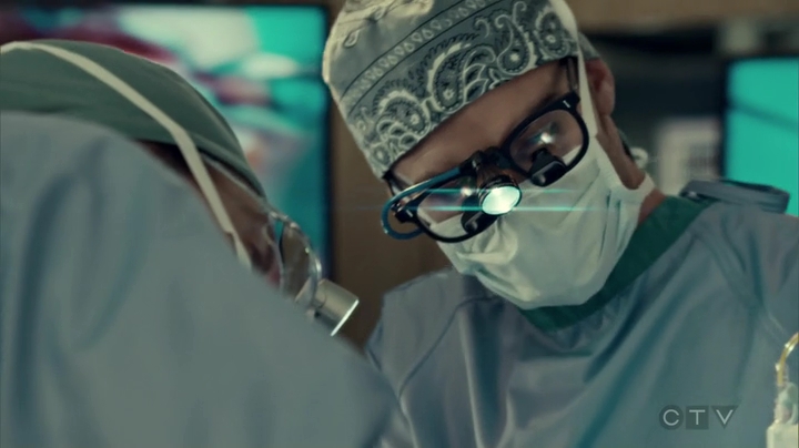 VampireDiariesWorld_dot_nl-SavingHope3x13-1806.jpg