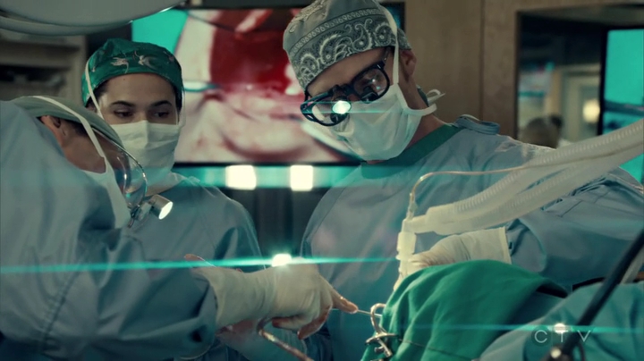 VampireDiariesWorld_dot_nl-SavingHope3x13-1824.jpg