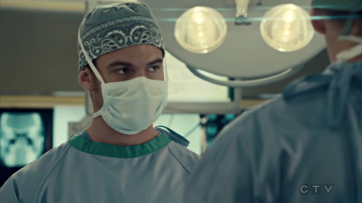 VampireDiariesWorld_dot_nl-SavingHope3x13-1982.jpg