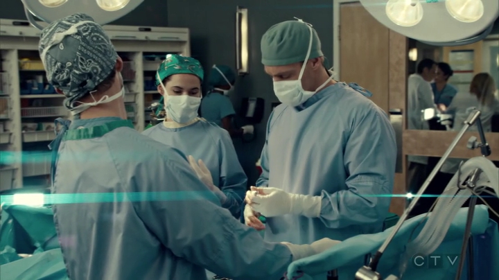 VampireDiariesWorld_dot_nl-SavingHope3x13-1986.jpg