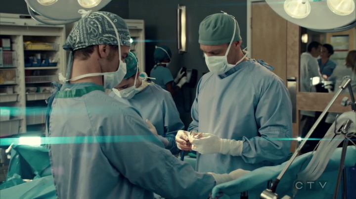 VampireDiariesWorld_dot_nl-SavingHope3x13-1988.jpg