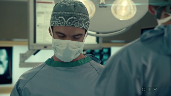 VampireDiariesWorld_dot_nl-SavingHope3x13-2010.jpg