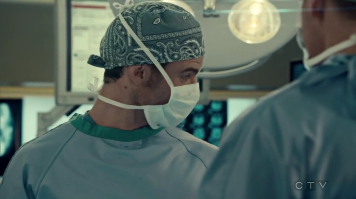 VampireDiariesWorld_dot_nl-SavingHope3x13-2011.jpg