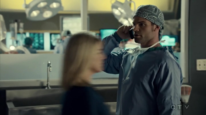 VampireDiariesWorld_dot_nl-SavingHope3x13-2029.jpg