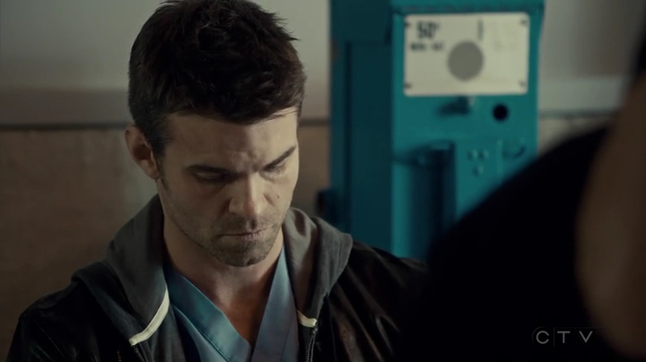 VampireDiariesWorld_dot_nl-SavingHope3x13-2399.jpg