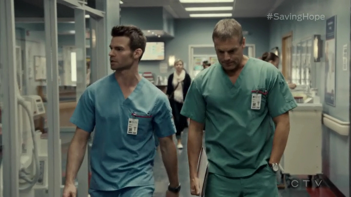 VampireDiariesWorld_dot_nl-SavingHope3x13-391.jpg