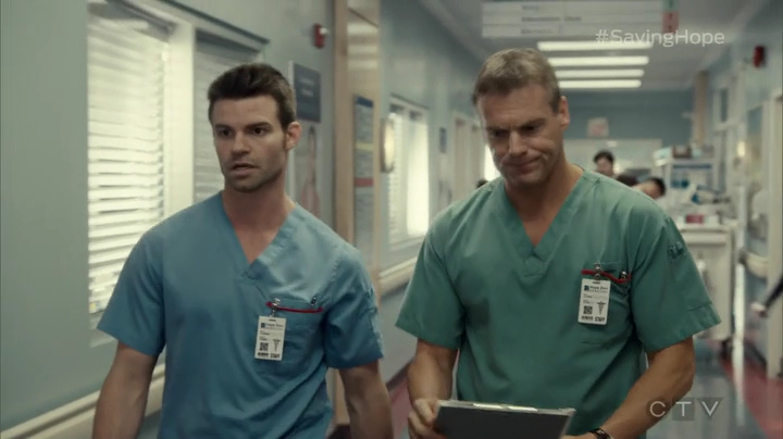 VampireDiariesWorld_dot_nl-SavingHope3x13-400.jpg