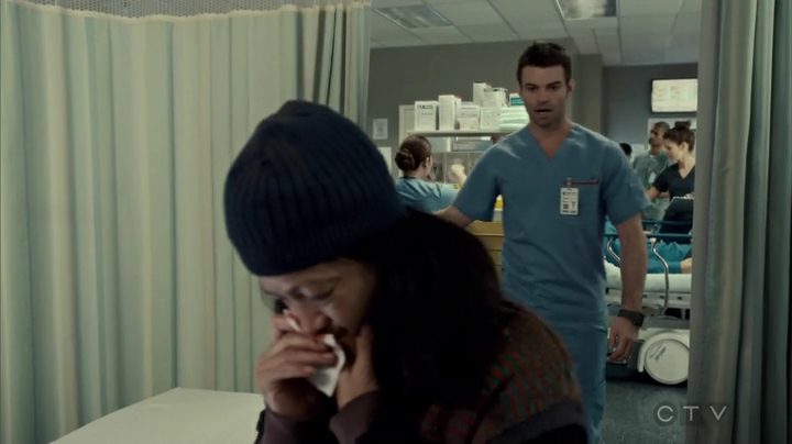 VampireDiariesWorld_dot_nl-SavingHope3x13-403.jpg