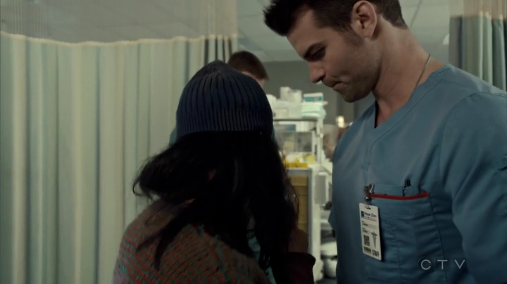 VampireDiariesWorld_dot_nl-SavingHope3x13-410.jpg