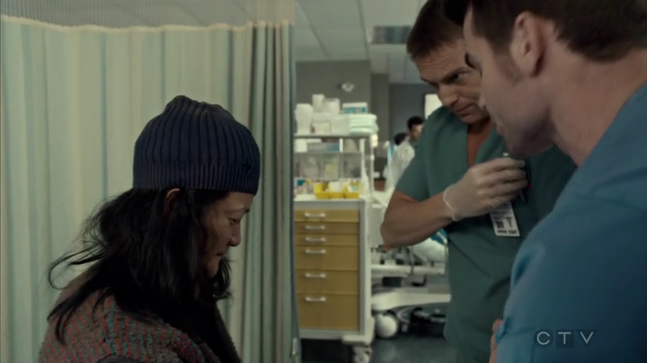 VampireDiariesWorld_dot_nl-SavingHope3x13-437.jpg