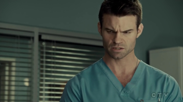 VampireDiariesWorld_dot_nl-SavingHope3x13-754.jpg