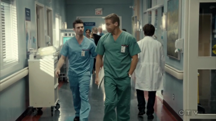 VampireDiariesWorld_dot_nl-SavingHope3x13-787.jpg