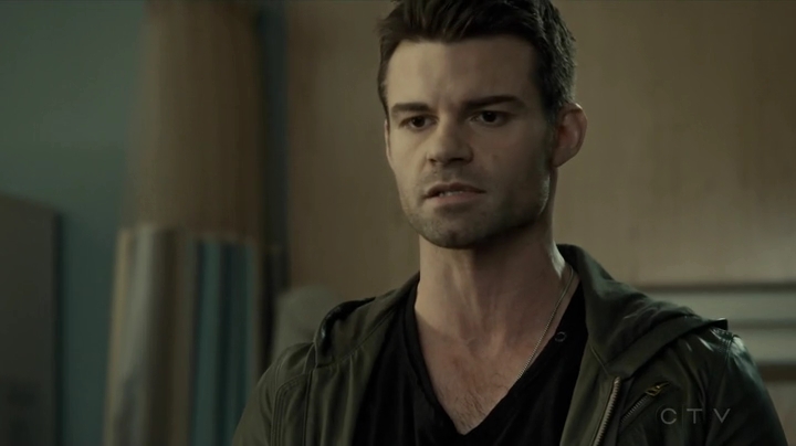 VampireDiariesWorld_dot_nl-SavingHope3x14-1194.jpg