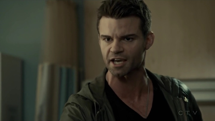 VampireDiariesWorld_dot_nl-SavingHope3x14-1210.jpg