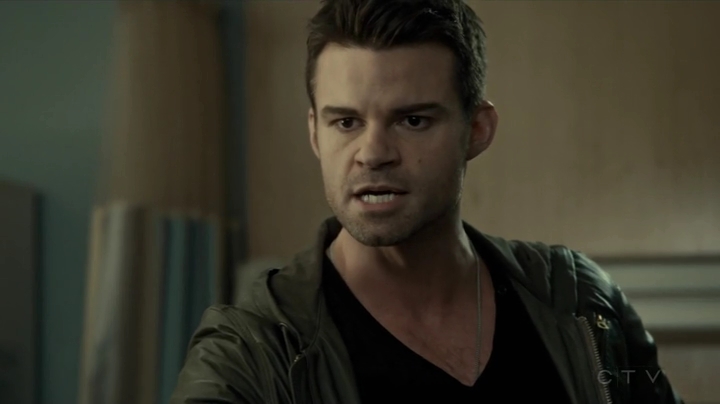 VampireDiariesWorld_dot_nl-SavingHope3x14-1215.jpg