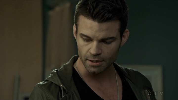 VampireDiariesWorld_dot_nl-SavingHope3x14-1222.jpg