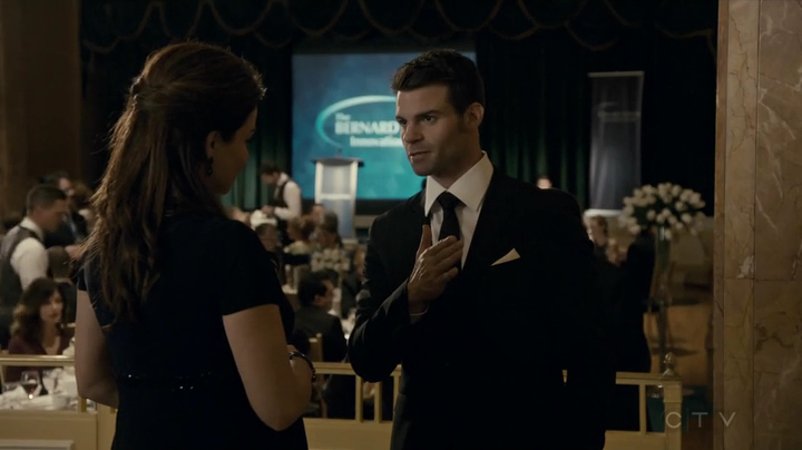 VampireDiariesWorld_dot_nl-SavingHope3x14-1590.jpg