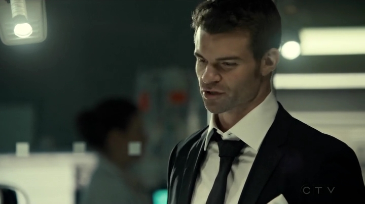 VampireDiariesWorld_dot_nl-SavingHope3x14-2345.jpg