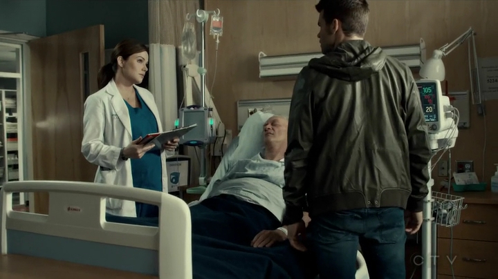 VampireDiariesWorld_dot_nl-SavingHope3x14-872.jpg