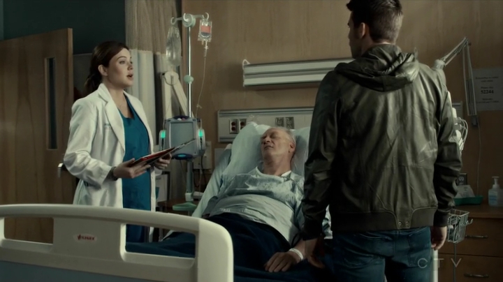 VampireDiariesWorld_dot_nl-SavingHope3x14-875.jpg