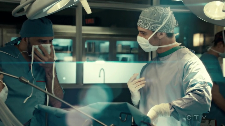 VampireDiariesWorld_dot_nl-SavingHope3x15-692.jpg