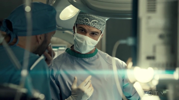 VampireDiariesWorld_dot_nl-SavingHope3x15-694.jpg