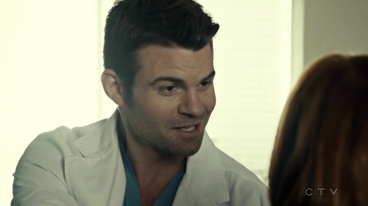 VampireDiariesWorld_dot_nl-SavingHope3x16-1348.jpg