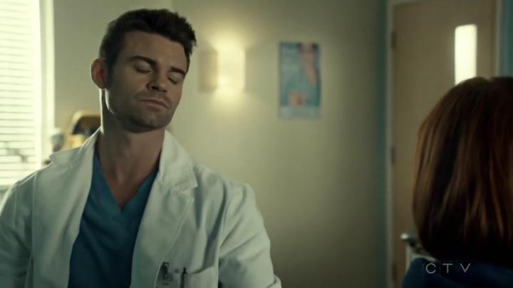 VampireDiariesWorld_dot_nl-SavingHope3x16-1370.jpg