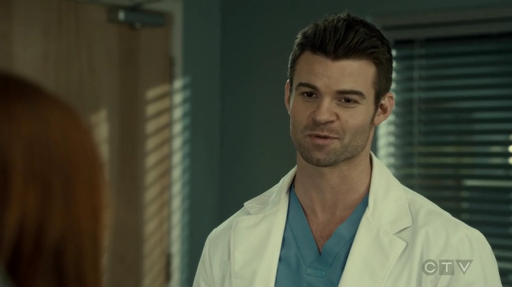 VampireDiariesWorld_dot_nl-SavingHope3x16-1760.jpg