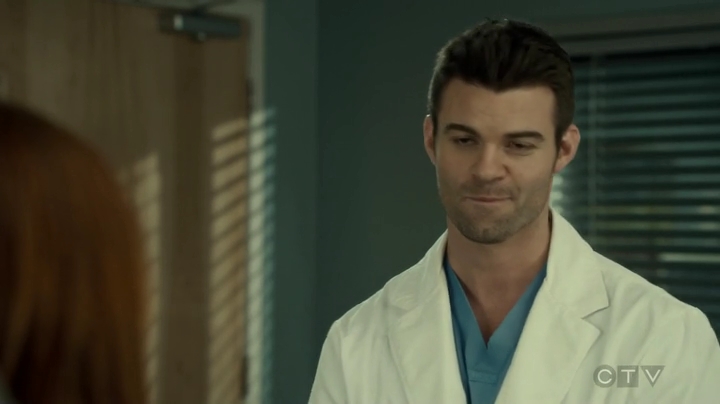 VampireDiariesWorld_dot_nl-SavingHope3x16-1769.jpg