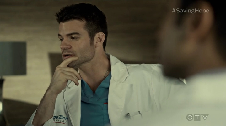 VampireDiariesWorld_dot_nl-SavingHope3x16-274.jpg