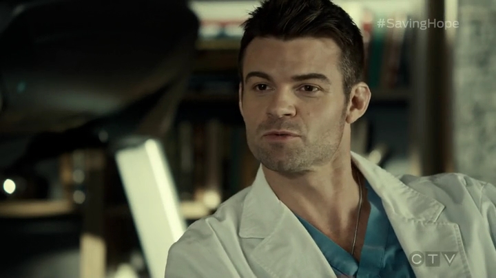 VampireDiariesWorld_dot_nl-SavingHope3x16-292.jpg