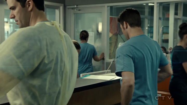 VampireDiariesWorld_dot_nl-SavingHope3x17-081.jpg