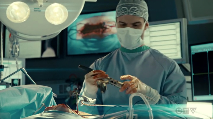 VampireDiariesWorld_dot_nl-SavingHope3x17-1063.jpg