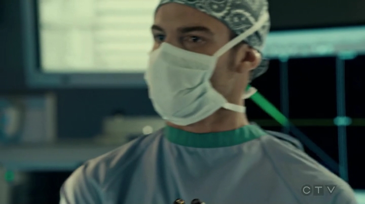 VampireDiariesWorld_dot_nl-SavingHope3x17-1065.jpg