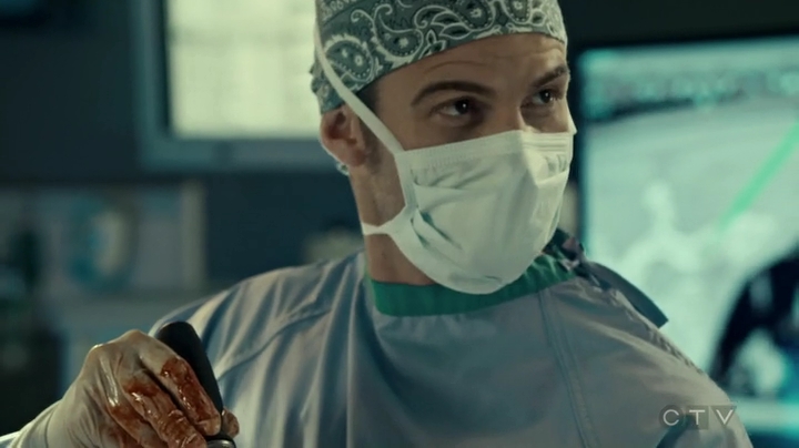 VampireDiariesWorld_dot_nl-SavingHope3x17-1071.jpg