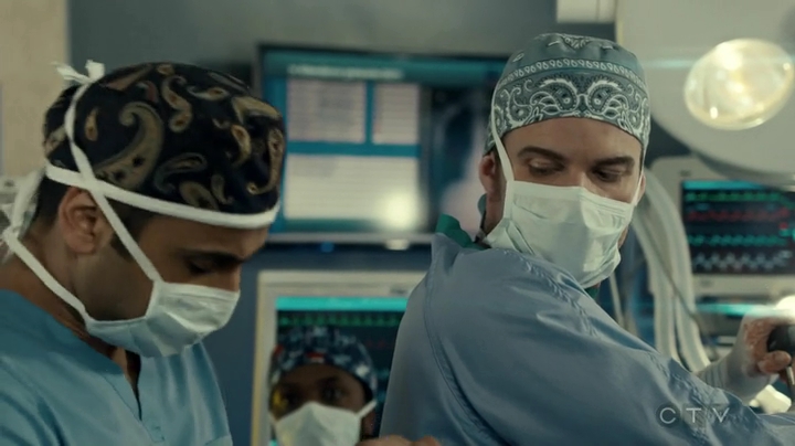 VampireDiariesWorld_dot_nl-SavingHope3x17-1284.jpg