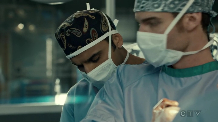 VampireDiariesWorld_dot_nl-SavingHope3x17-1285.jpg