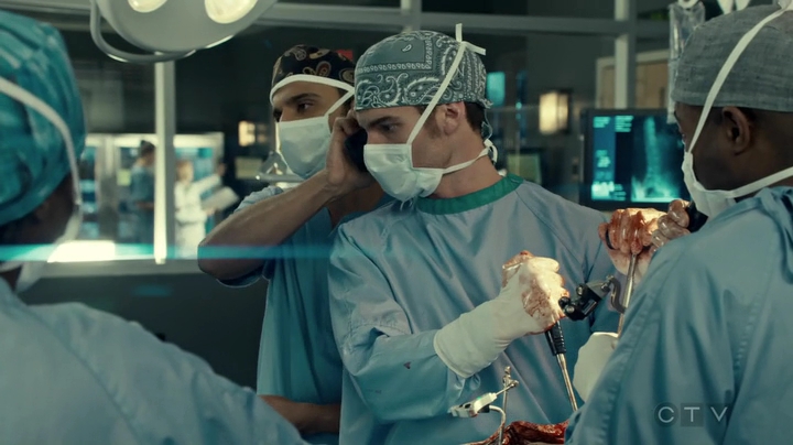 VampireDiariesWorld_dot_nl-SavingHope3x17-1291.jpg