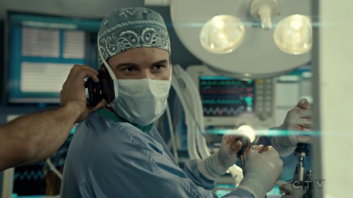 VampireDiariesWorld_dot_nl-SavingHope3x17-1298.jpg