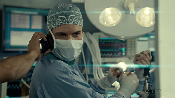 VampireDiariesWorld_dot_nl-SavingHope3x17-1300.jpg