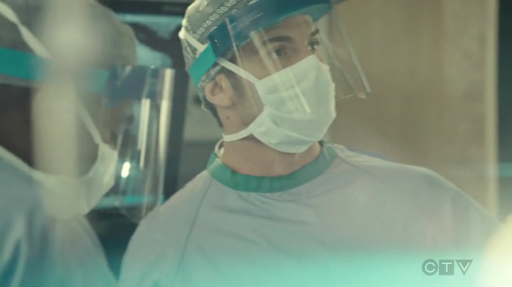 VampireDiariesWorld_dot_nl-SavingHope3x17-1621.jpg