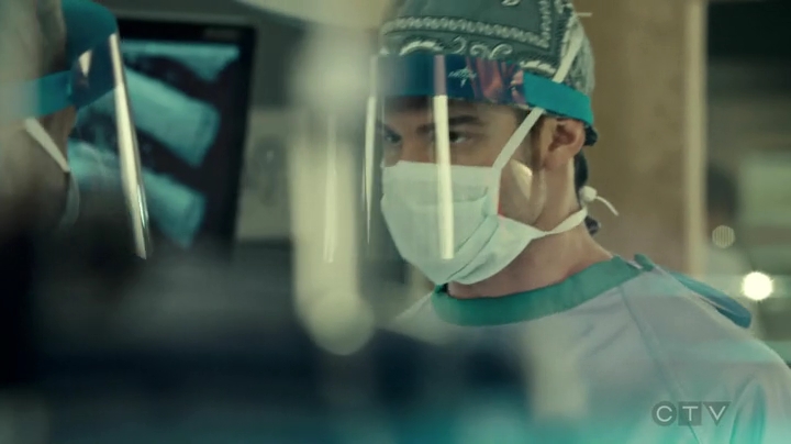 VampireDiariesWorld_dot_nl-SavingHope3x17-1626.jpg