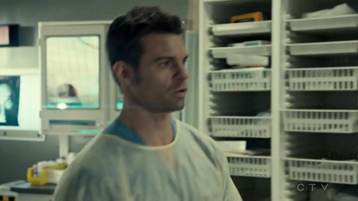 VampireDiariesWorld_dot_nl-SavingHope3x17-169.jpg