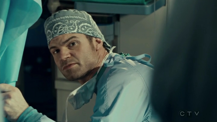 VampireDiariesWorld_dot_nl-SavingHope3x17-1772.jpg